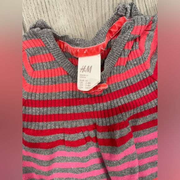 Bundle of Baby Girls Outfits - Picture 5 of 7